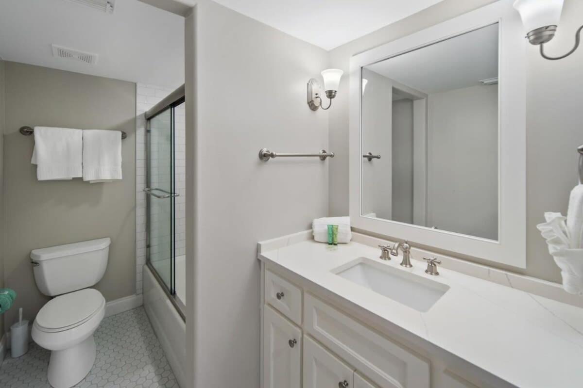 Newly Renovated Condo With Private Balcony! Panama City Beach Exterior photo