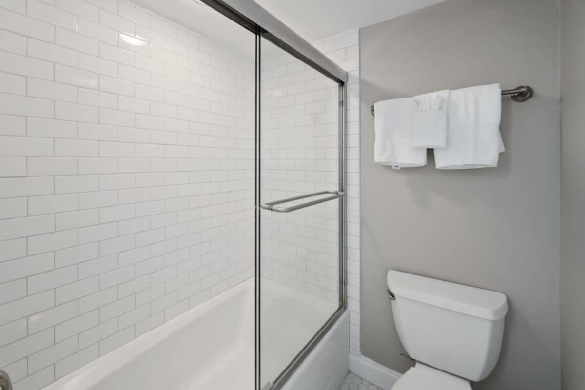 Newly Renovated Condo With Private Balcony! Panama City Beach Exterior photo